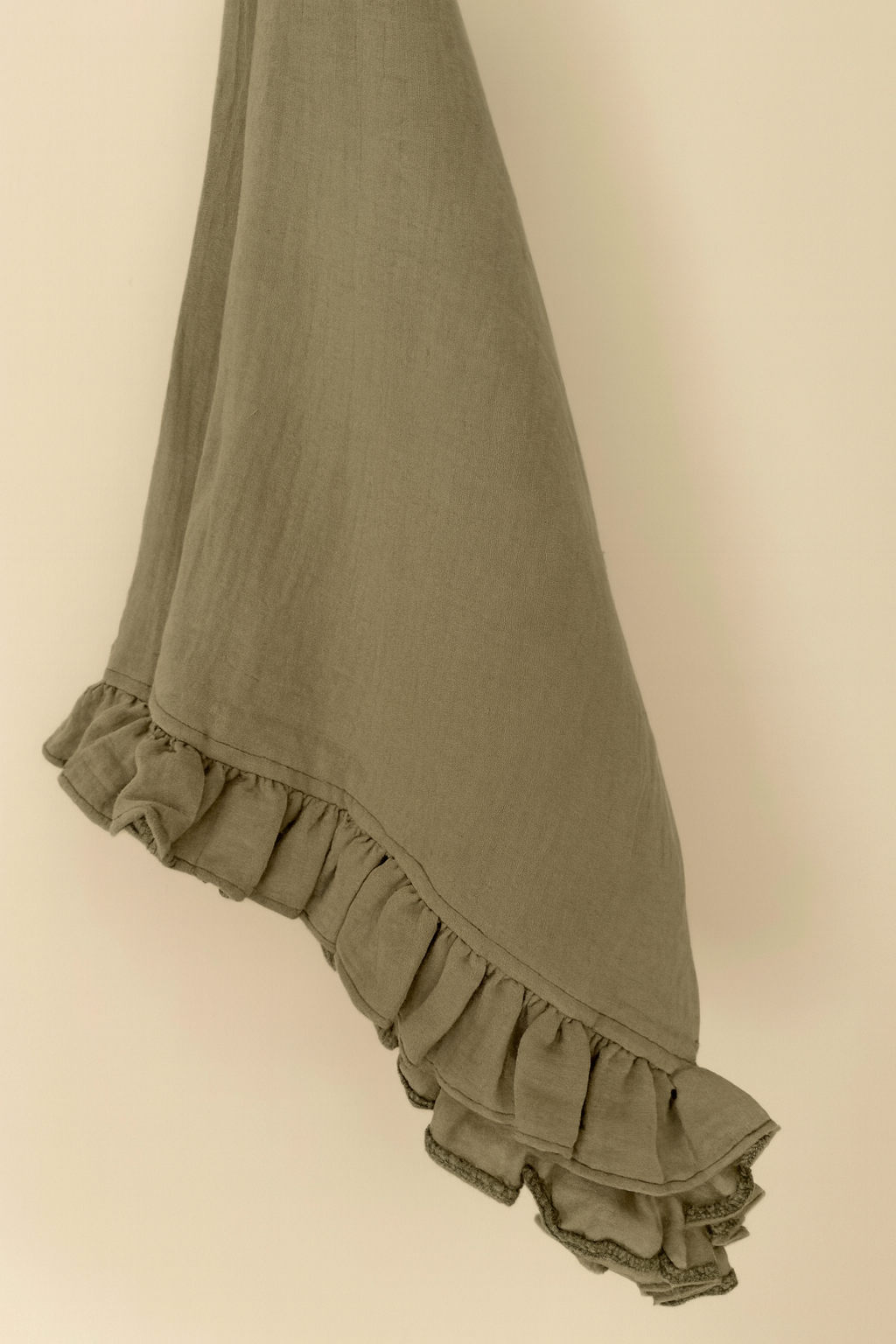 Olive Ruffled Muslin Blanket